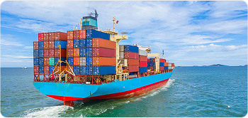 Cargo ship carrying shipping containers